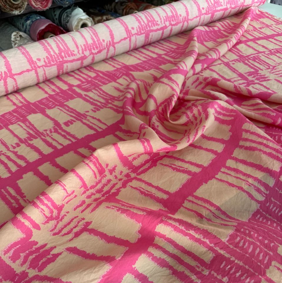 Ayrobin Kumaş (Tensel/Modal Kumaş)  Asimetrik Kare Desen Pembe Renk