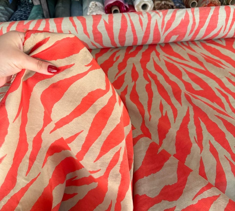 Ayrobin Kumaş (Tensel/Modal Kumaş)  Turuncu Renk Zebra Desen