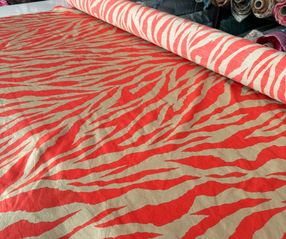 Ayrobin Kumaş (Tensel/Modal Kumaş)  Turuncu Renk Zebra Desen