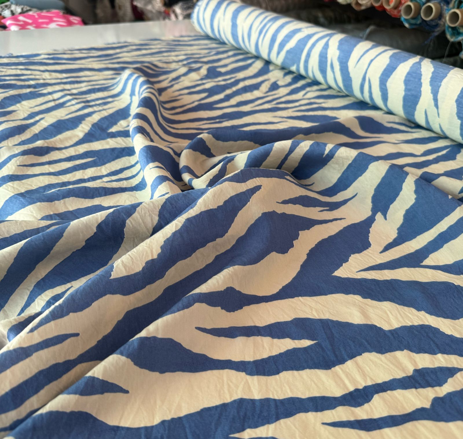 Ayrobin Kumaş (Tensel/Modal Kumaş)  Mavi Renk Zebra Desen