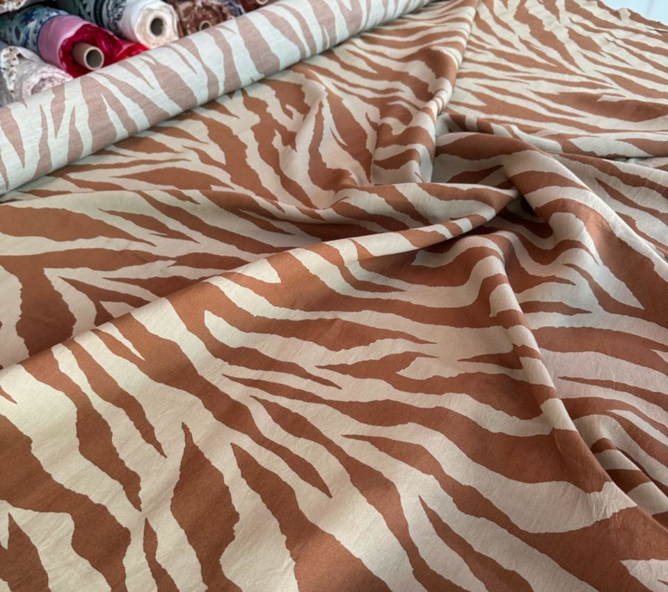 Ayrobin Kumaş (Tensel/Modal Kumaş)  Kahverengi Zebra Desen