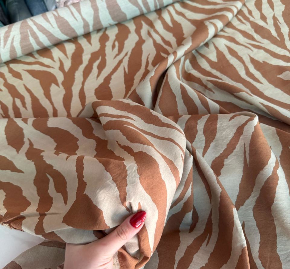 Ayrobin Kumaş (Tensel/Modal Kumaş)  Kahverengi Zebra Desen