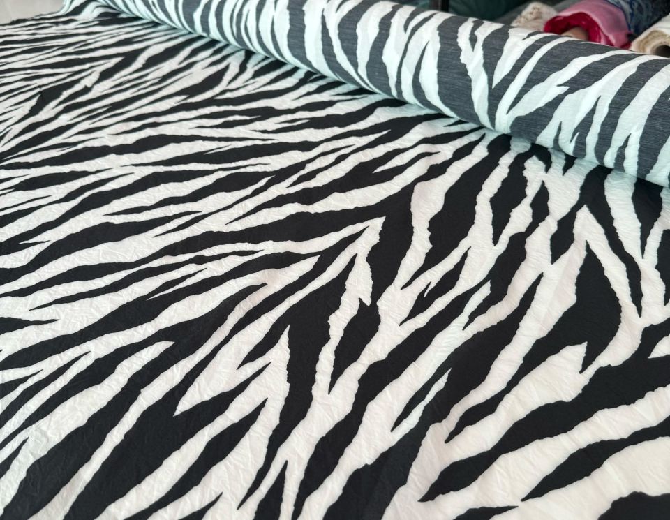 Ayrobin Kumaş (Tensel/Modal Kumaş)  Zebra Desen Siyah Beyaz