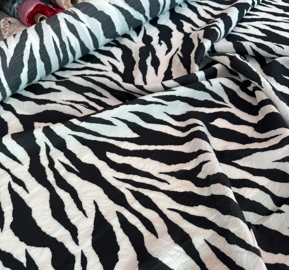 Ayrobin Kumaş (Tensel/Modal Kumaş)  Zebra Desen Siyah Beyaz