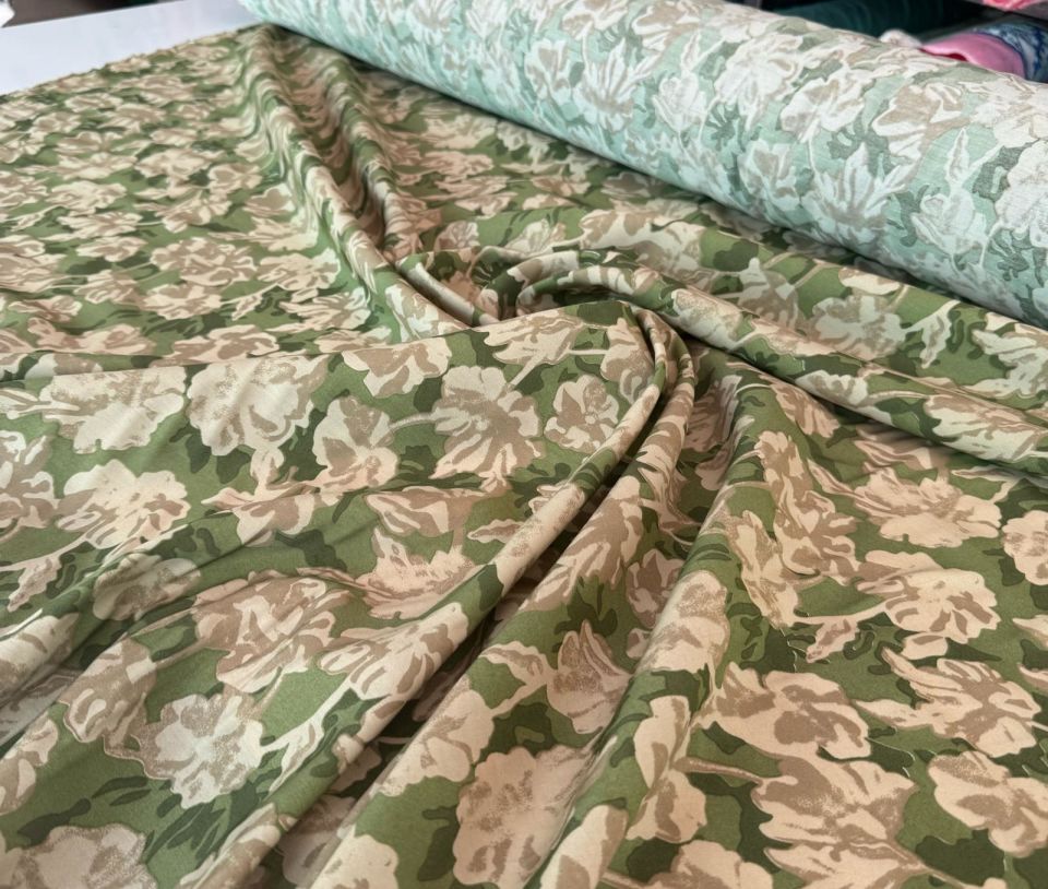 Ayrobin Kumaş (Tensel/Modal Kumaş) Küçük Yeşil Çiçekli