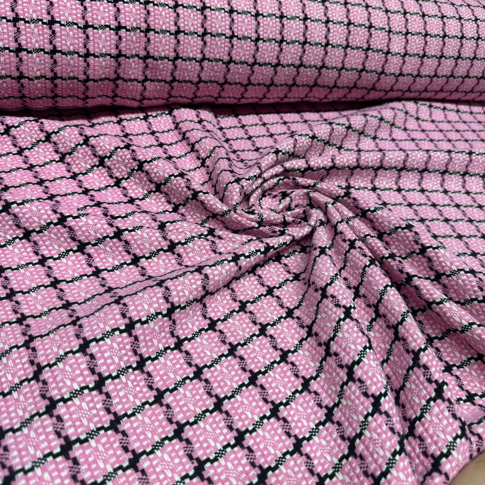 Tüvit Kumaş Şanel Kumaş Pembe Kare Desen