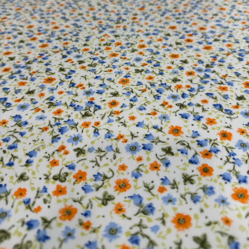 Vual Kumaş Emprime Küçük Çiçekler Turuncu Mavi