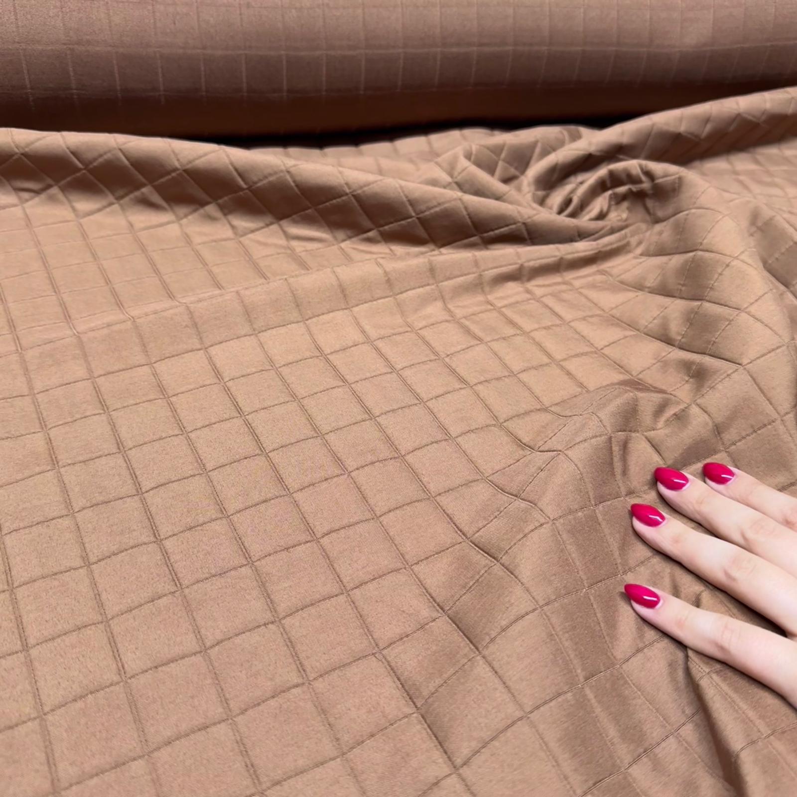 Kapitone Kumaş Çift En Taba Kahverengi Renk