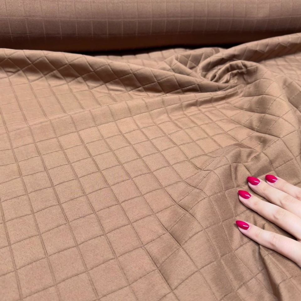 Kapitone Kumaş Çift En Taba Kahverengi Renk