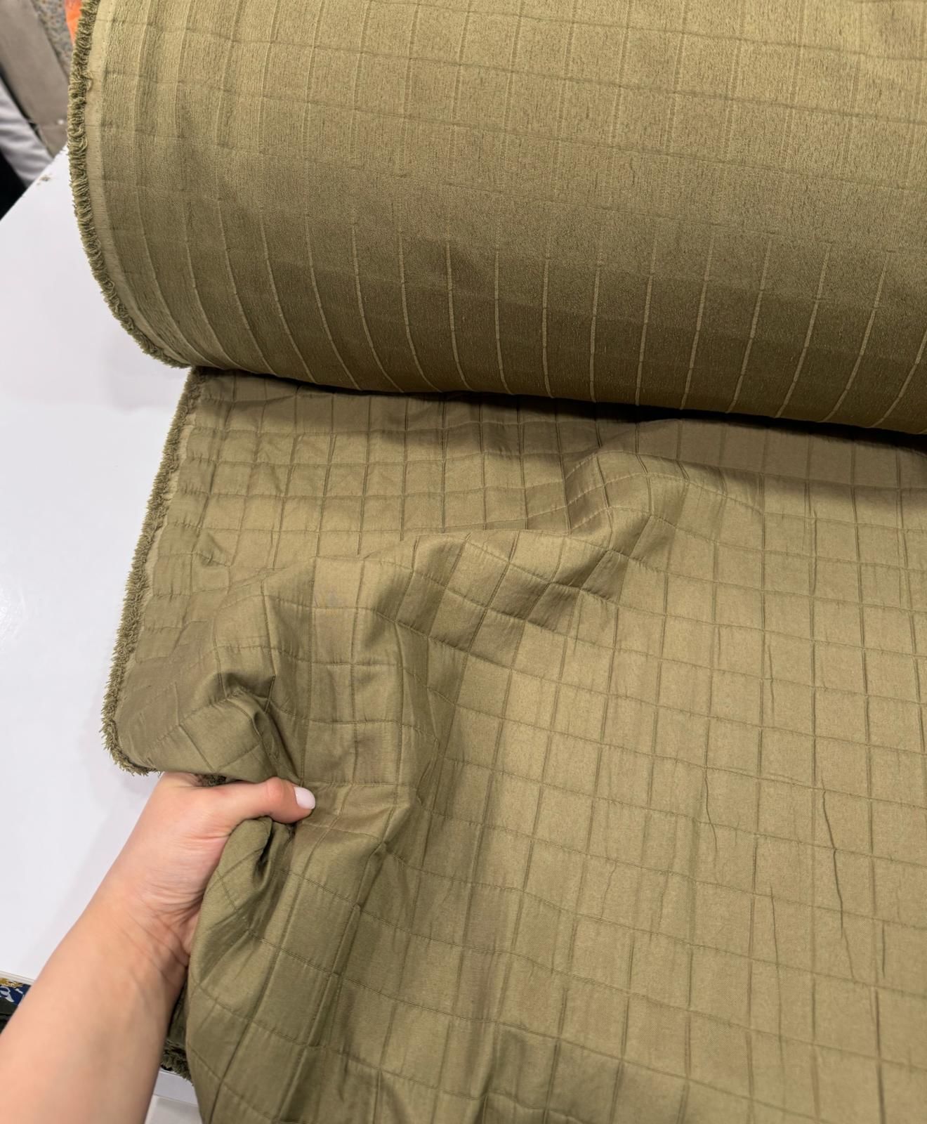 Kapitone Kumaş Haki Renk