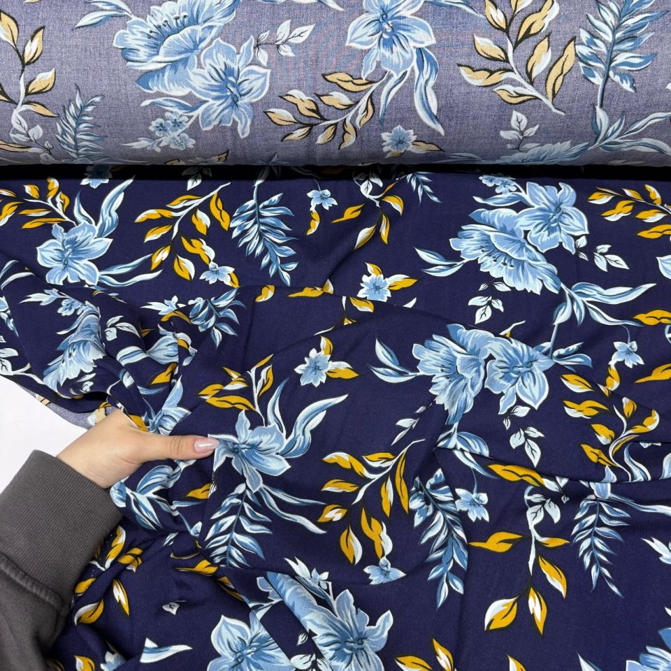 Viskon Kumaş Turuncu Çiçek Desen Lacivert %100 Pamuk
