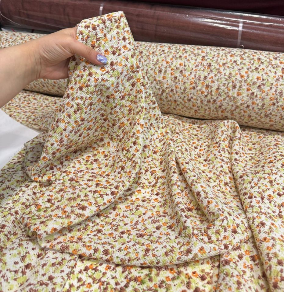 Gofre Kumaş Küçük Çiçek Desenli Emprime Turuncu Çiçek