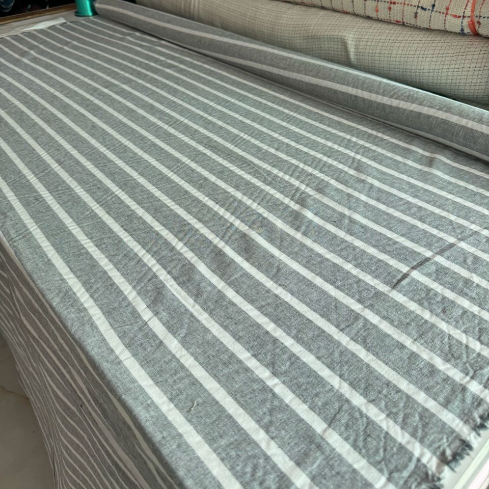 Flam Keten Kumaş Gri Çizgili