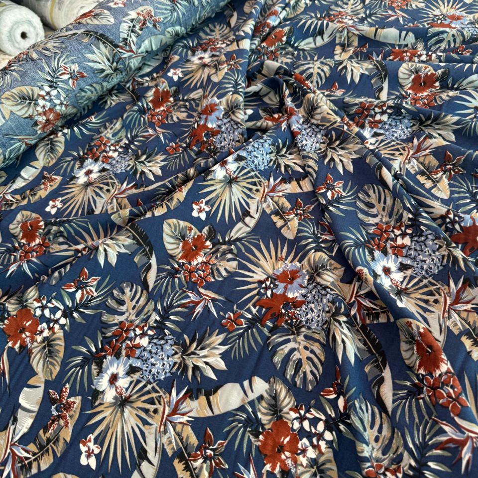 Viskon Kumaş Mavi Kahverengi Çiçek Yaprak Desenli %100 Pamuk