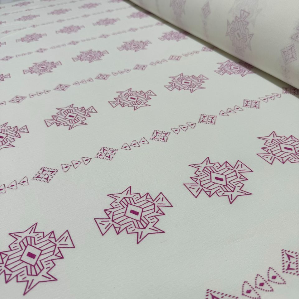 Organik Pamuk Şile Bezi Kumaş Pembe Renk Etnik Desenli Beyaz Zemin