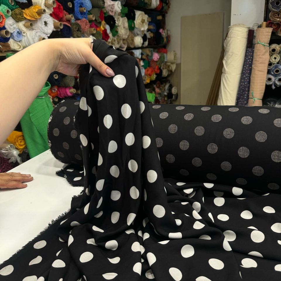 İthal Viskon Kumaş Siyah Beyaz Puantiyeli %100 Pamuk