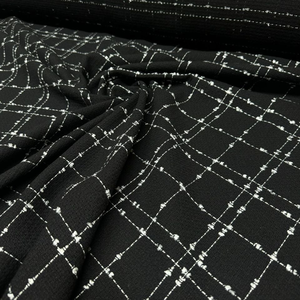 Tüvit Şanel Kumaş Siyah Renk Klasik Büyük Kare Desenli