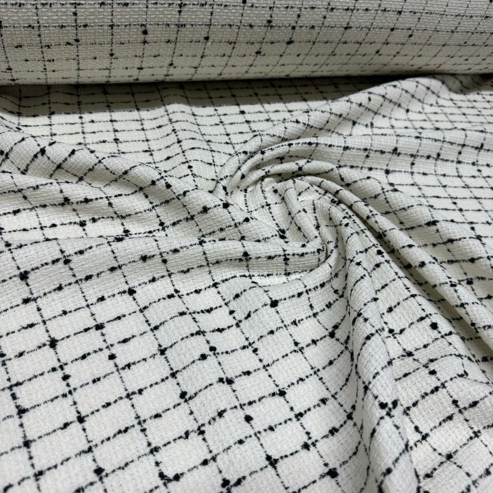 Tüvit Şanel Kumaş Kırık Beyaz/Ekru Renk Küçük Kare Desenli