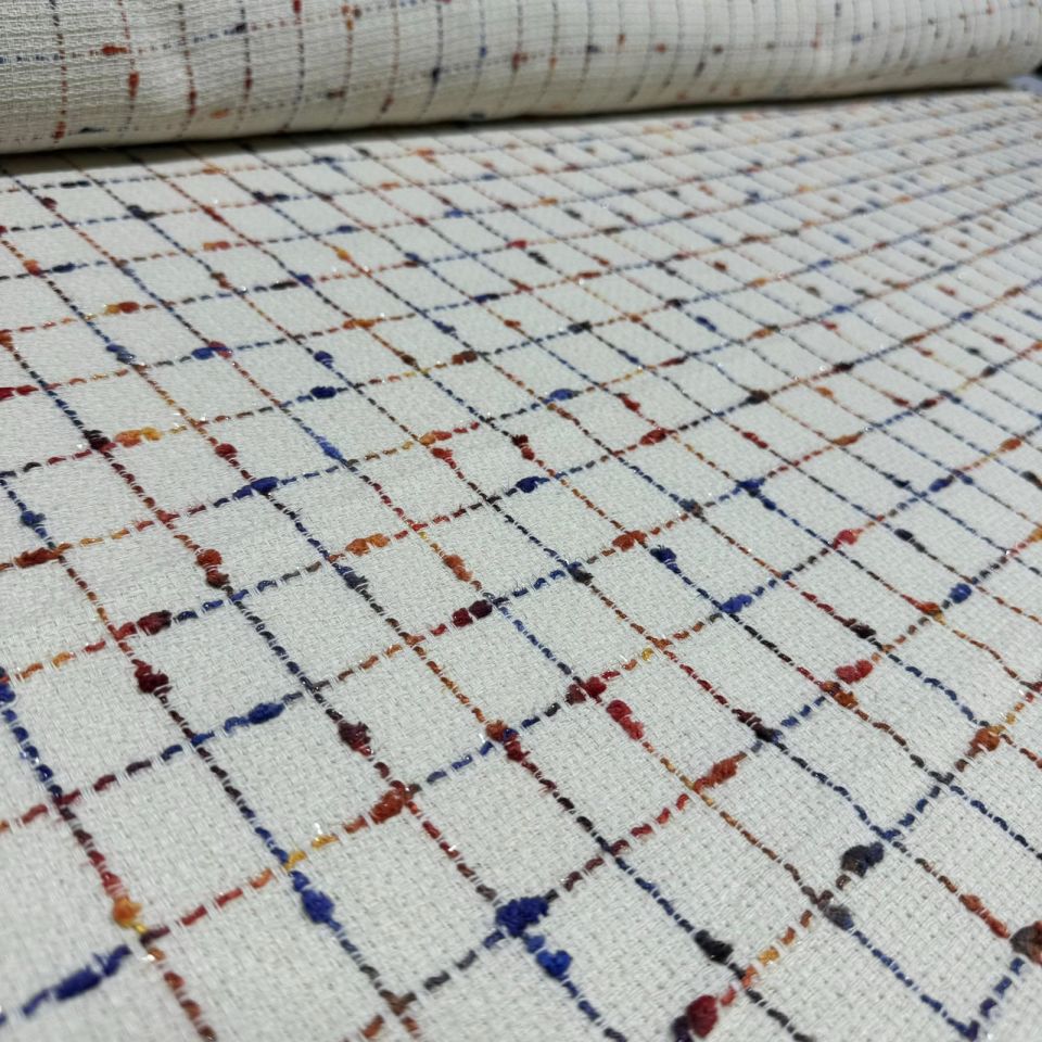 Tüvit Şanel Kumaş Ekru Renk Simli