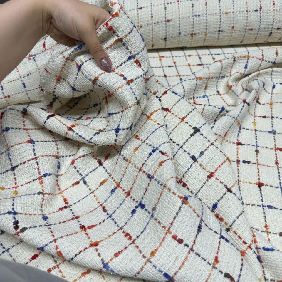 Tüvit Şanel Kumaş Ekru Renk Simli