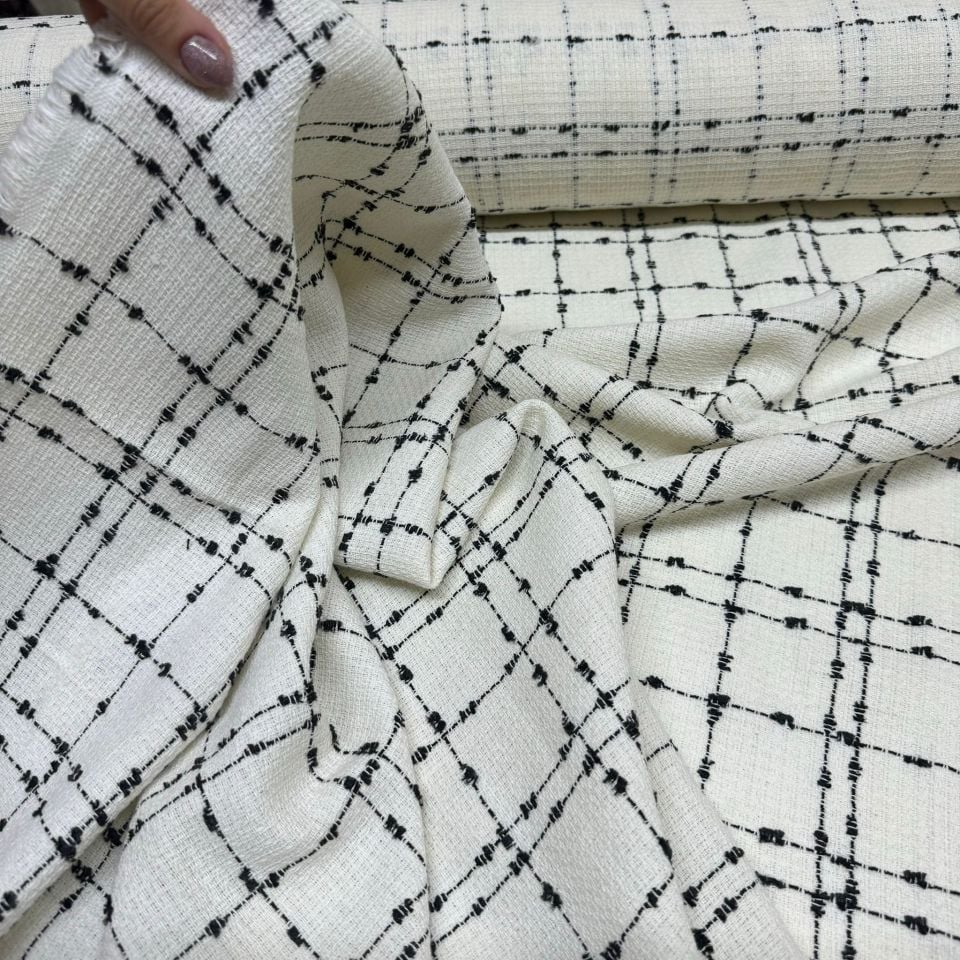 Tüvit Şanel Kumaş Kırık Beyaz/Ekru Renk Klasik Büyük Kareli