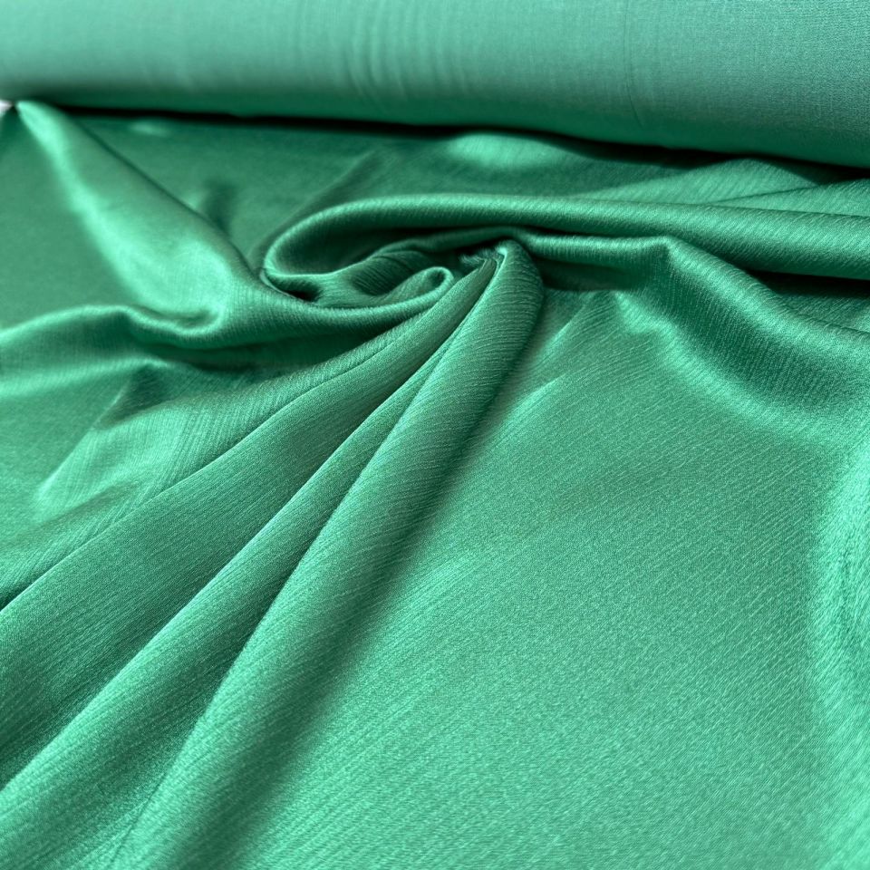 Pamuk Saten Viskon Kumaş Çift En Parlak Zümrüt Yeşili