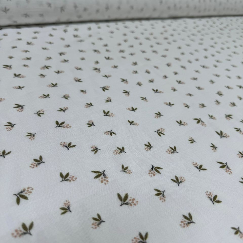 Organik Çift Kat Müslin Kumaş Minik Çiçek Desenli %100 Pamuk