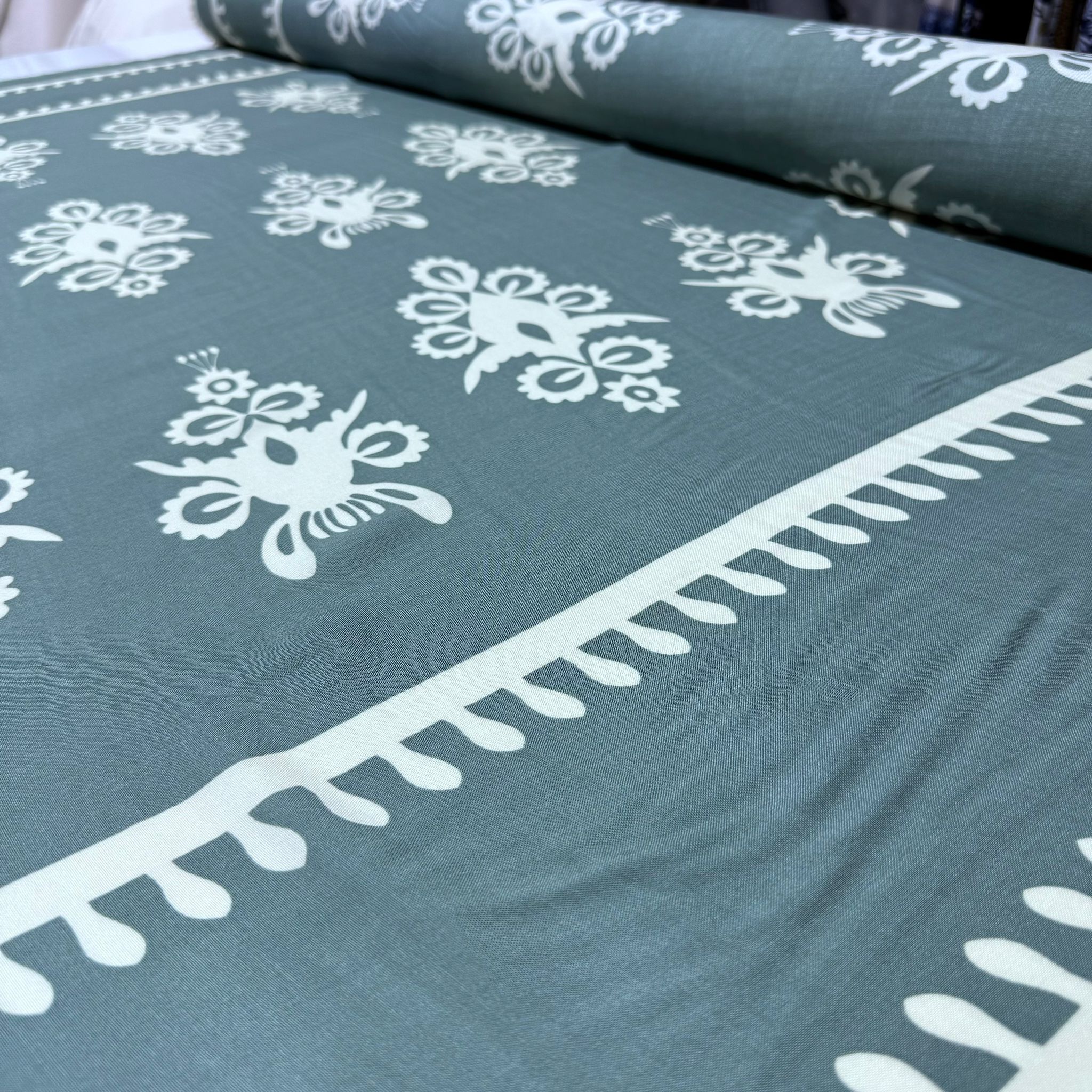 İthal Viskon Kumaş Su Yolu Etnik Desen %100 Pamuk Çift En Su Yeşili Renk