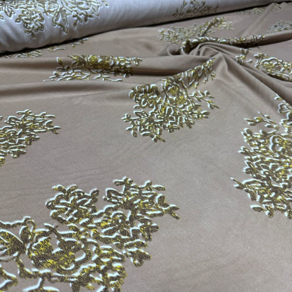 İthal Viskon Kumaş Damask Desen Motifli %100 Pamuk Çift En Bej Renk