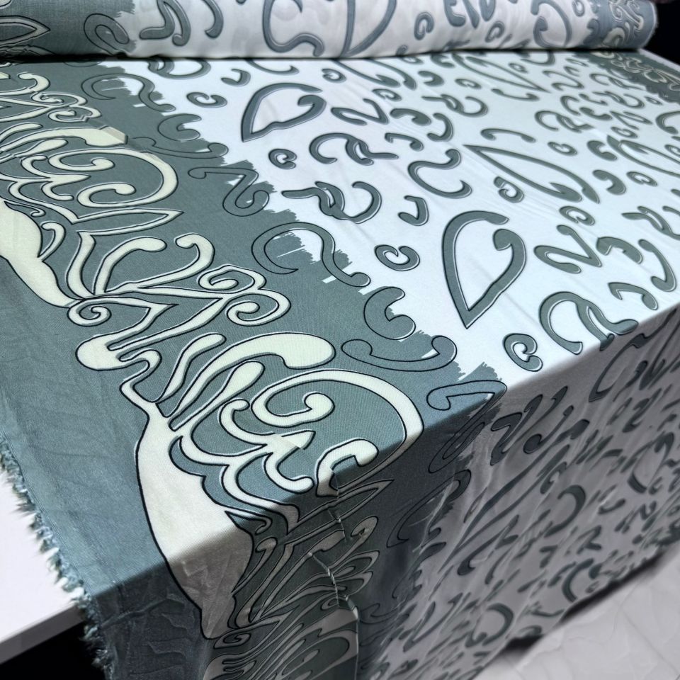 İthal Viskon Kumaş Sulu Desen Su Yeşili Renk %100 Pamuk Çift En