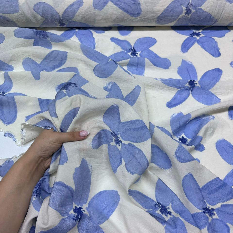 Ayrobin Kumaş Çiçek Desenli En 150 cm Modal Kumaş Mavi Renk