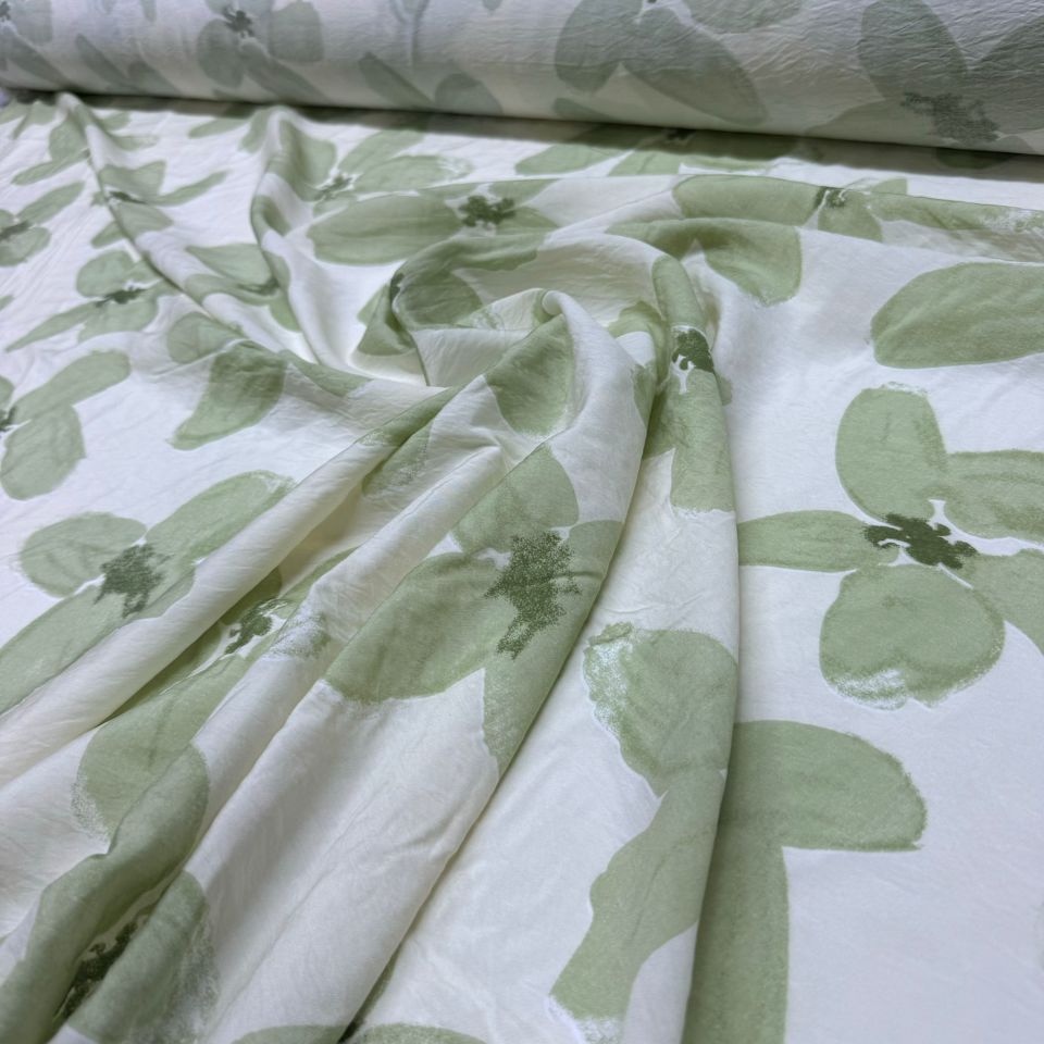 Ayrobin Kumaş Çiçek Desenli En 150 cm Modal Kumaş Yeşil Renk