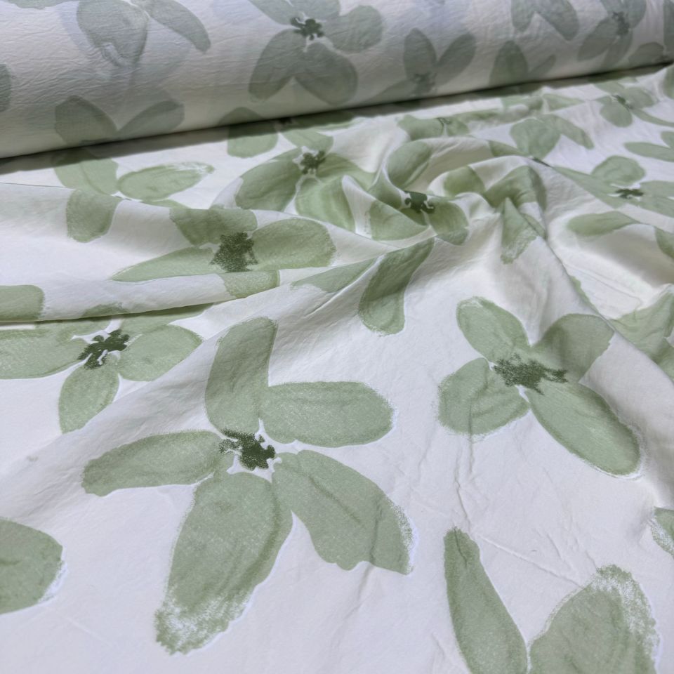 Ayrobin Kumaş Çiçek Desenli En 150 cm Modal Kumaş Yeşil Renk