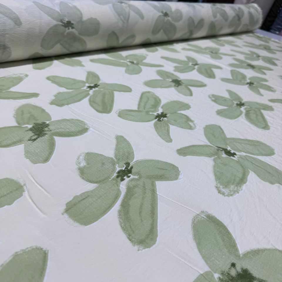 Ayrobin Kumaş Çiçek Desenli En 150 cm Modal Kumaş Yeşil Renk