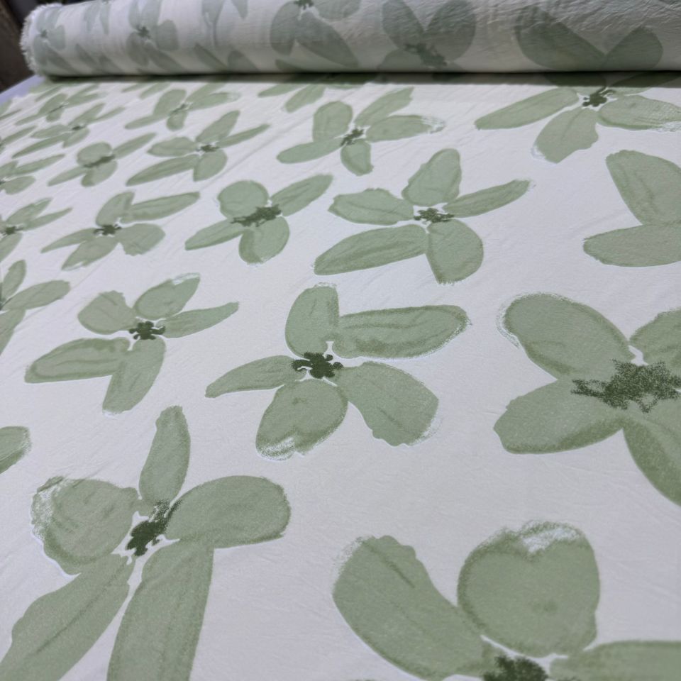 Ayrobin Kumaş Çiçek Desenli En 150 cm Modal Kumaş Yeşil Renk