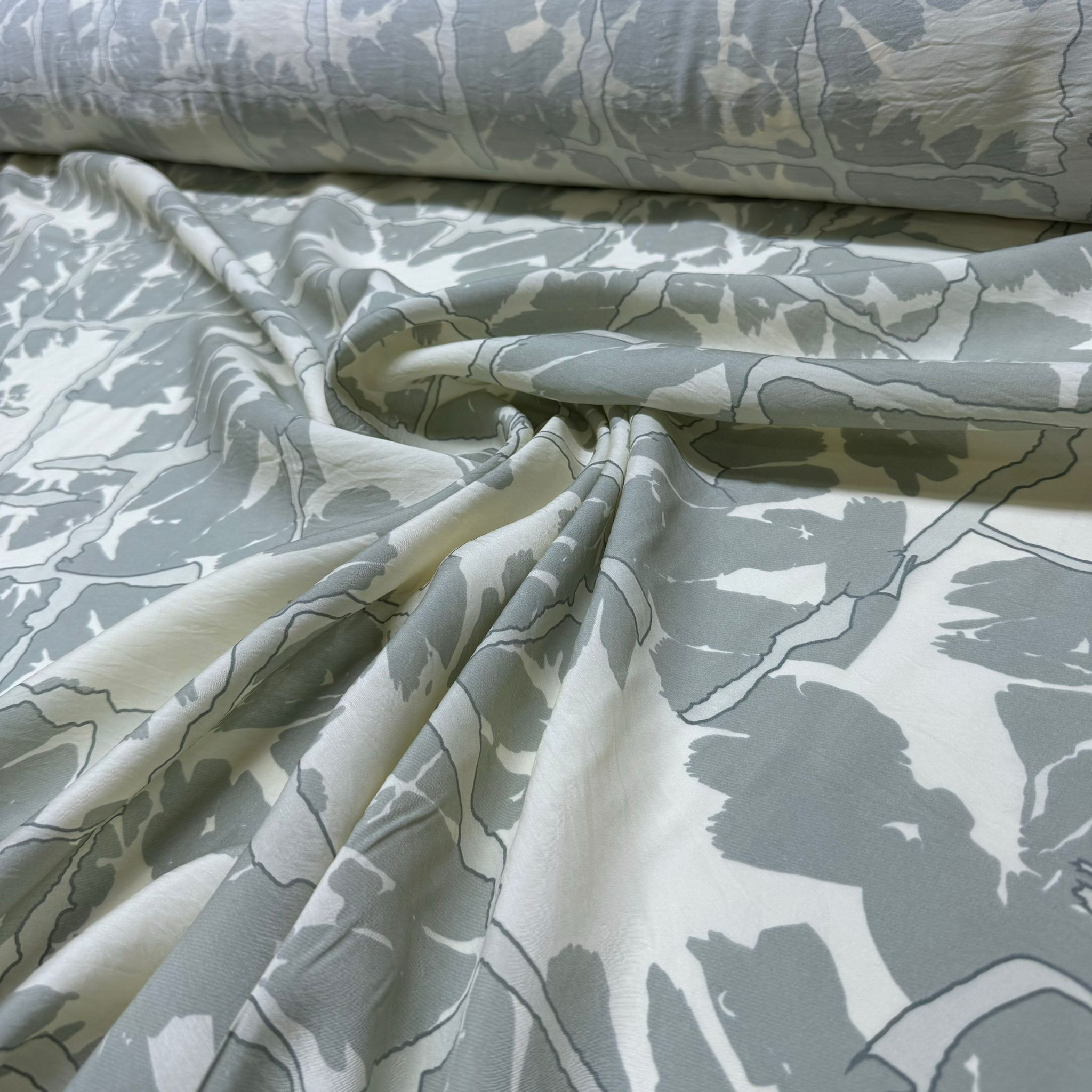 Ayrobin Kumaş Modal Çift En Çok Desenli Kare Batik Gri Renk