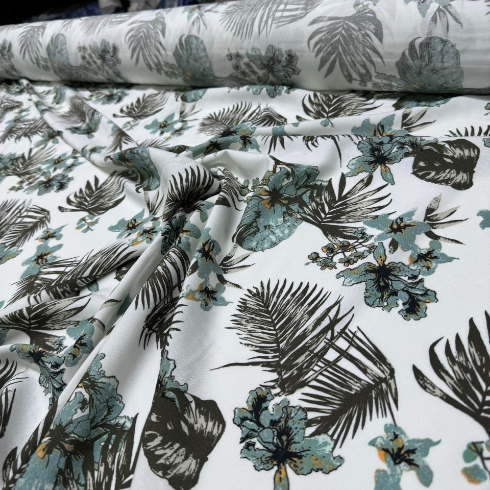 İthal Viskon Kumaş %100 Pamuk Su Yeşili Renk Çiçek ve Yaprak Desen