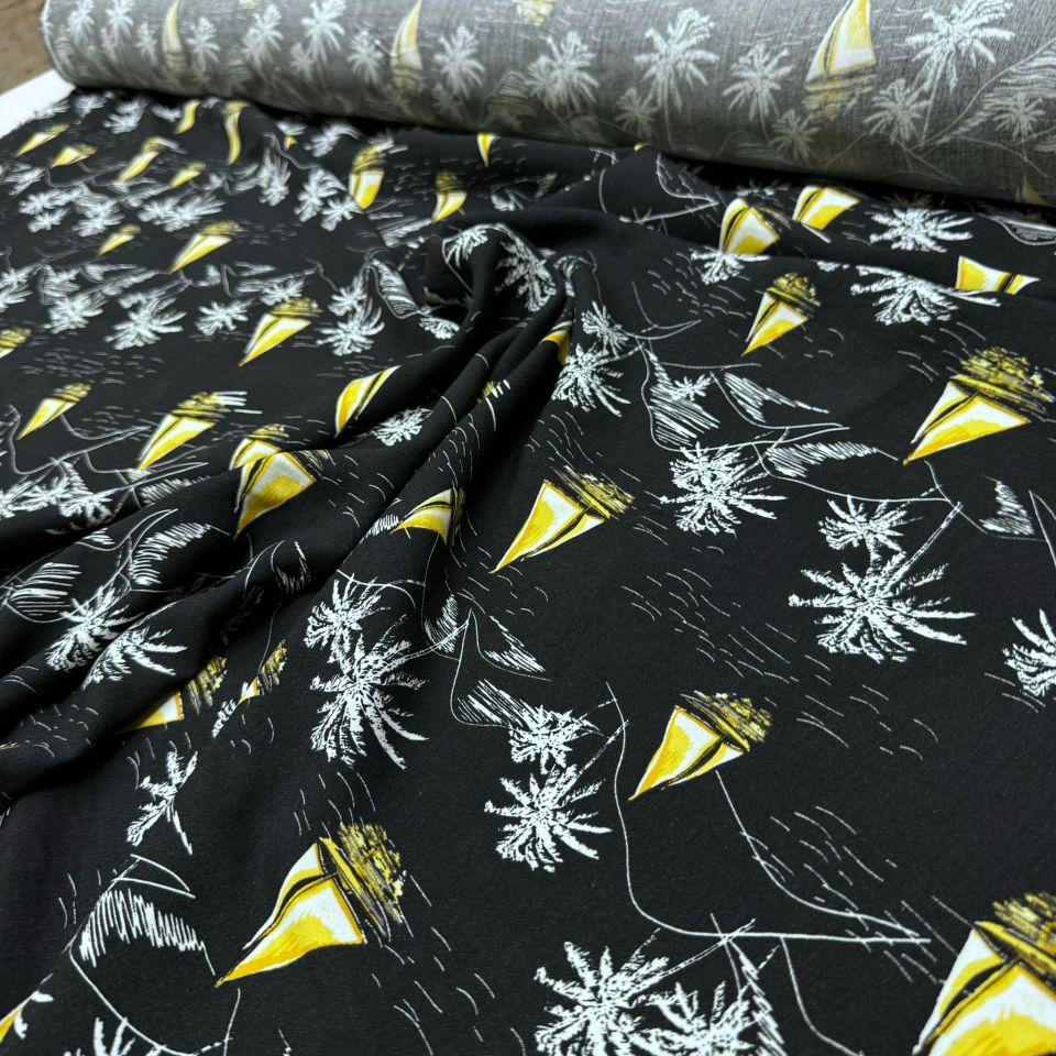 İthal Viskon Kumaş %100 Pamuk Siyah Renk Deniz Temalı Yelkenli