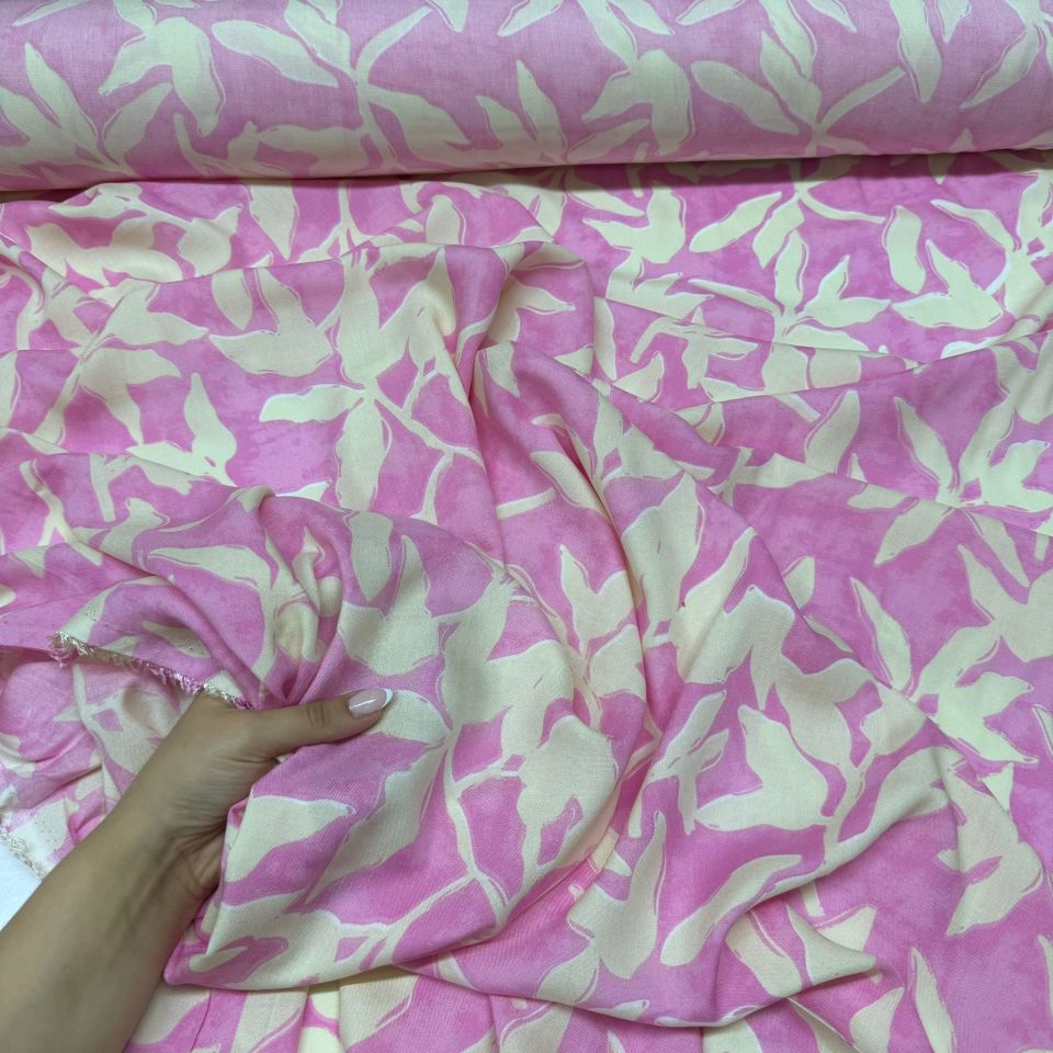 İthal Viskon Kumaş %100 Pamuk Pembe Renk Yaprak Desen