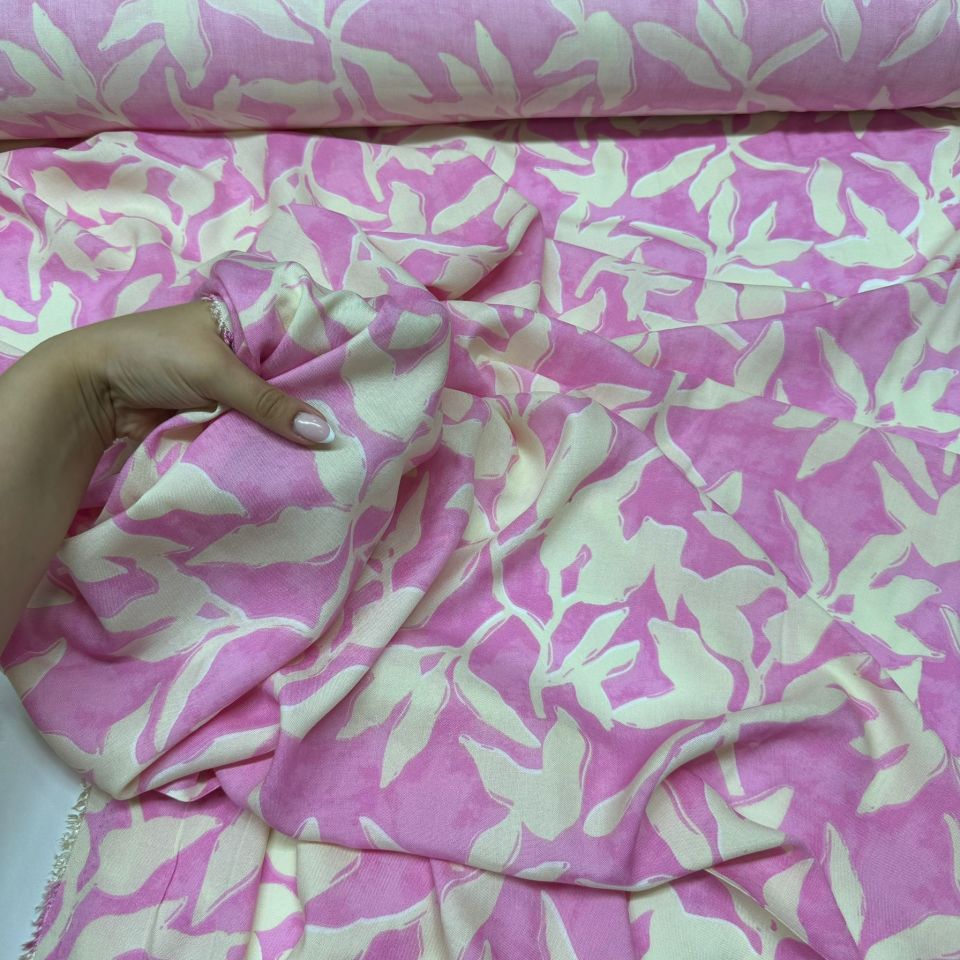 İthal Viskon Kumaş %100 Pamuk Pembe Renk Yaprak Desen