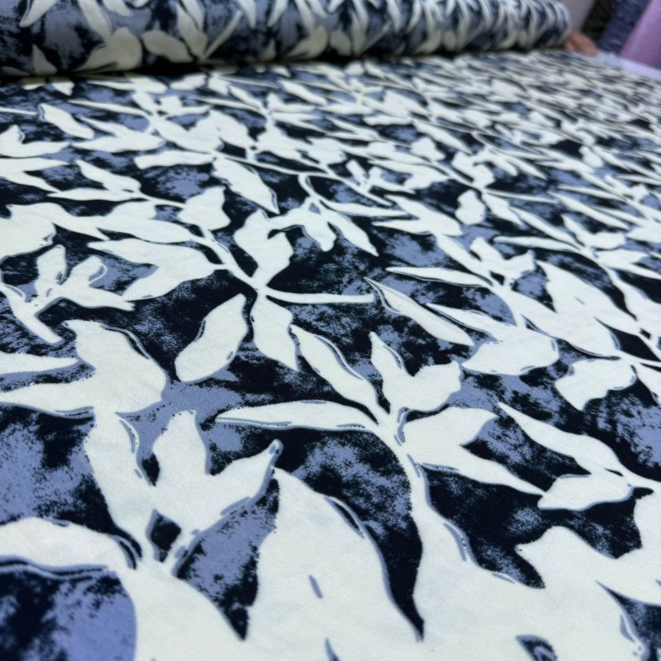 İthal Viskon Kumaş %100 Pamuk Antrasit Renk Yaprak Desen