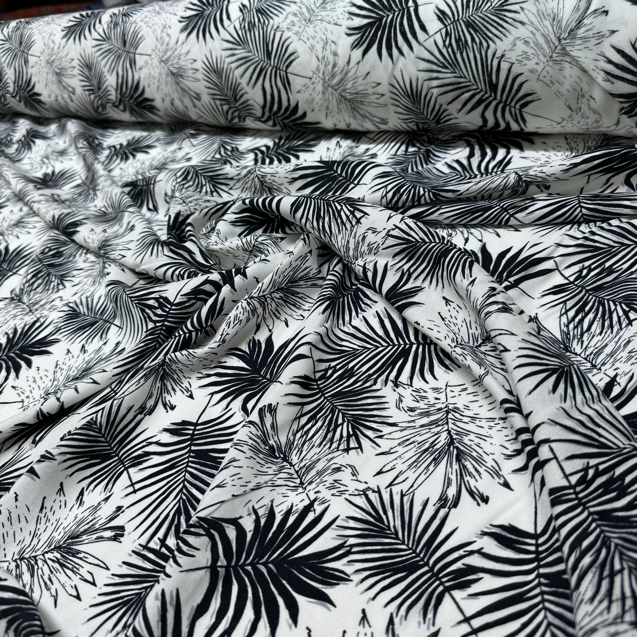 İthal Viskon Kumaş %100 Pamuk Siyah Beyaz Minik Yaprak Desenli