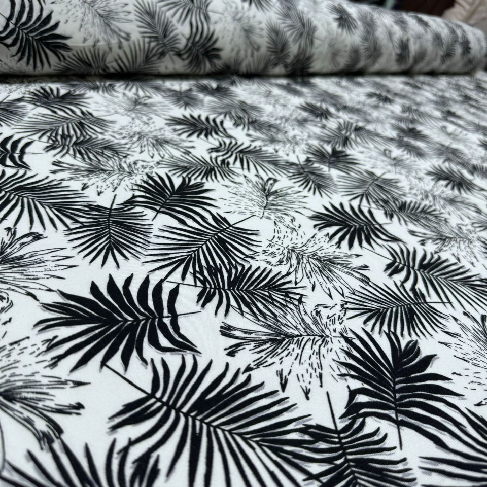 İthal Viskon Kumaş %100 Pamuk Siyah Beyaz Minik Yaprak Desenli