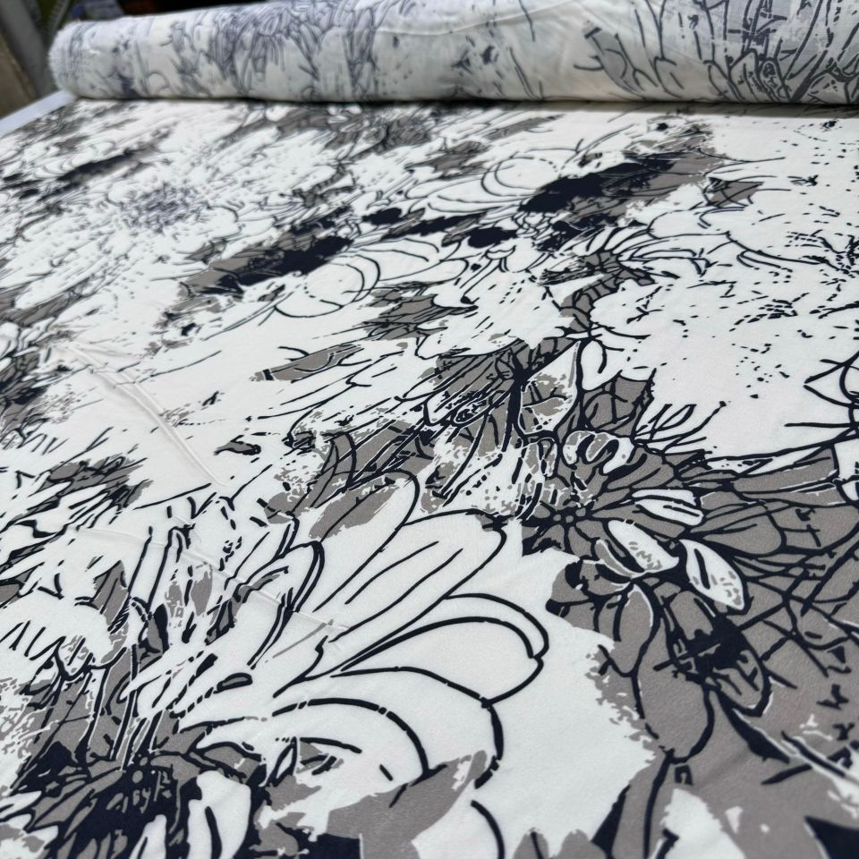 İthal Viskon Kumaş Çift En %100 Pamuk Desenli