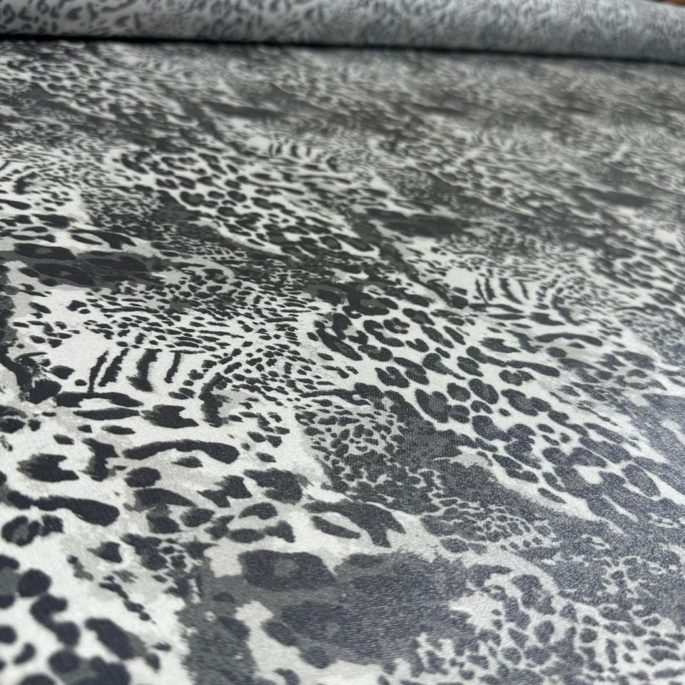 Floş Saten Kumaş Parlak Işıltılı Gri Renk Çift En