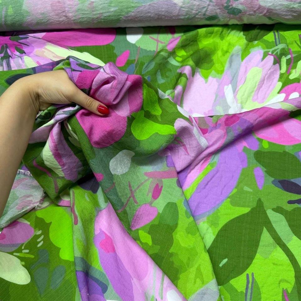 İpek Bambu Mango Şifon Kumaş Fıstık Yeşili Mor Renk Çiçek Desenli Çift En