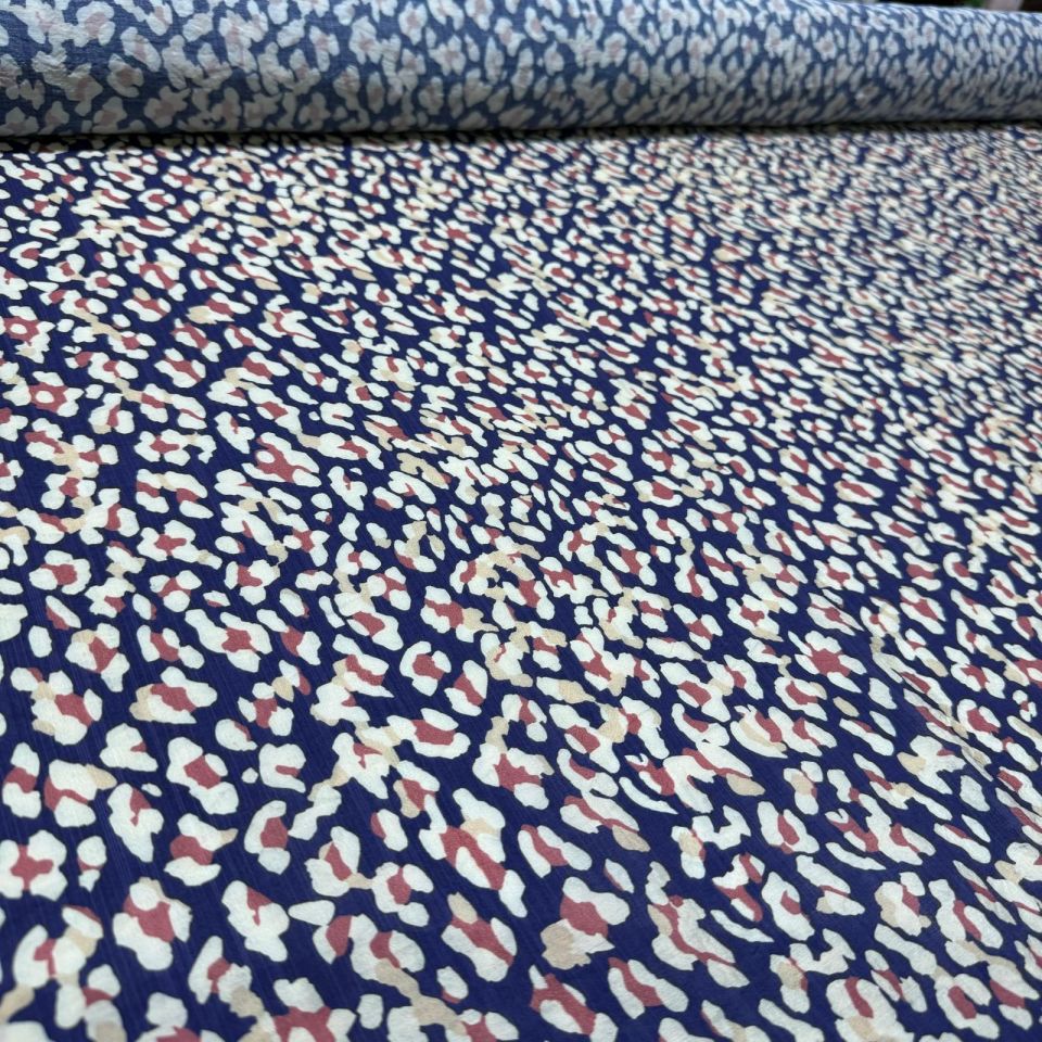 İpek Bambu Mango Şifon Kumaş Çift En Lacivert Emprime Çiçek Desenli