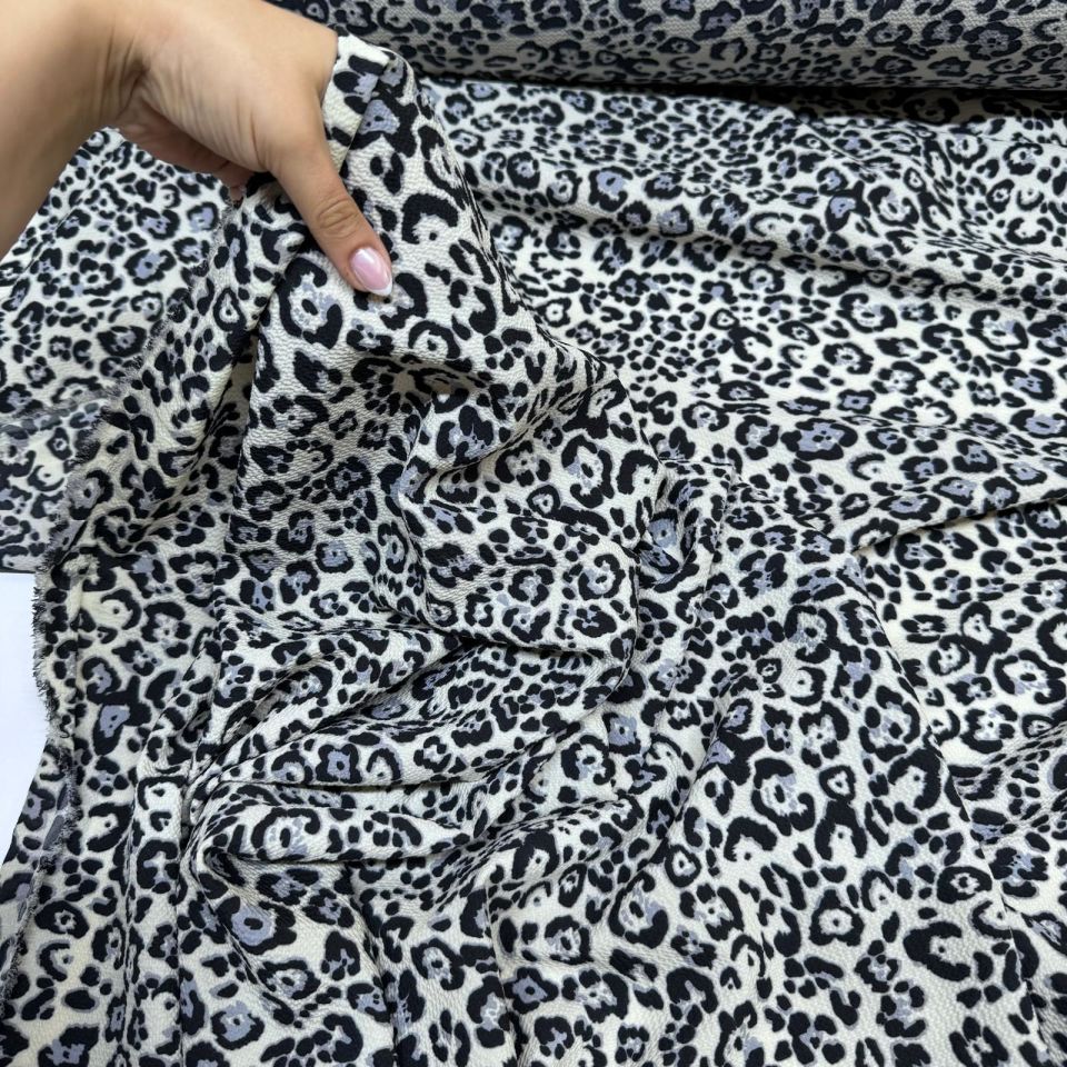 Krep Kumaş Çift En Leopar Desenli