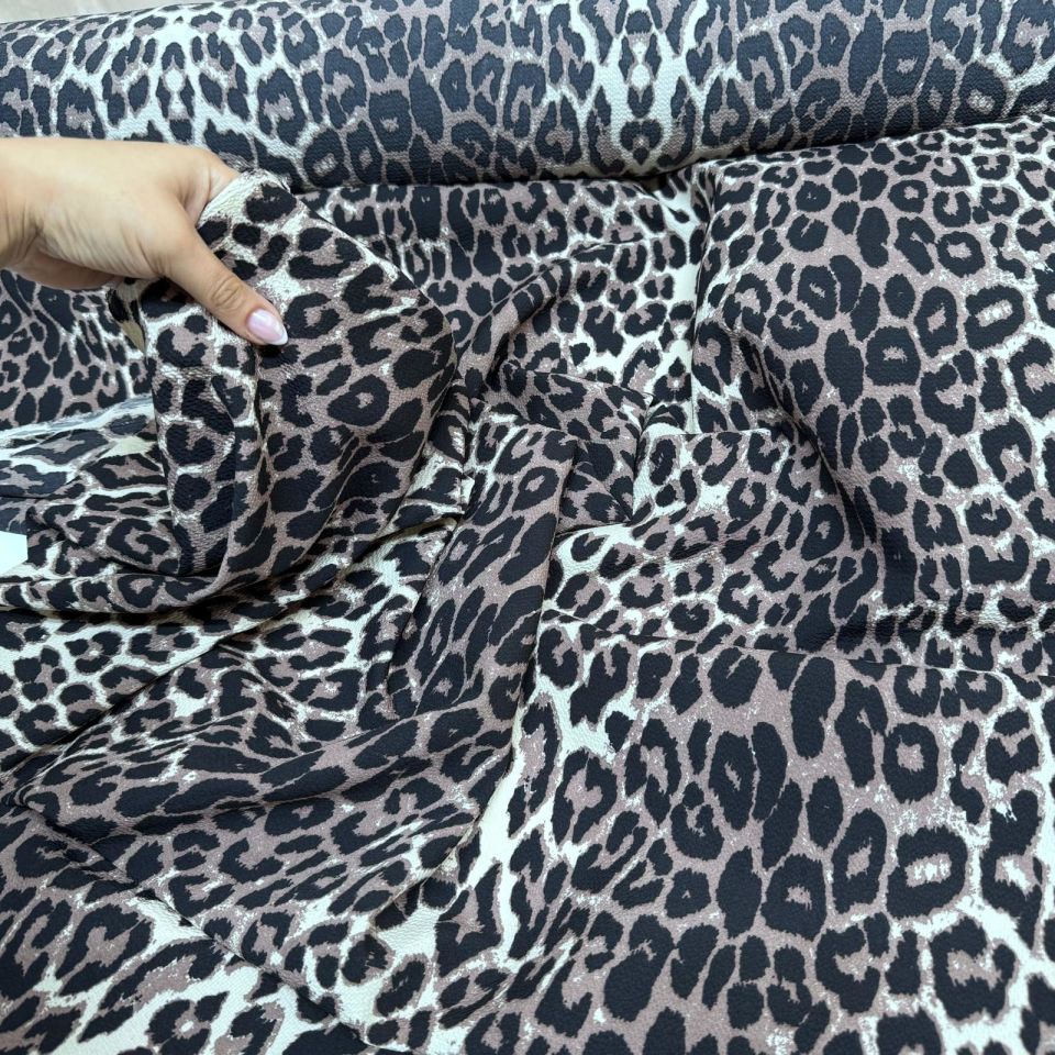 Krep Kumaş Çift En Leopar Desenli