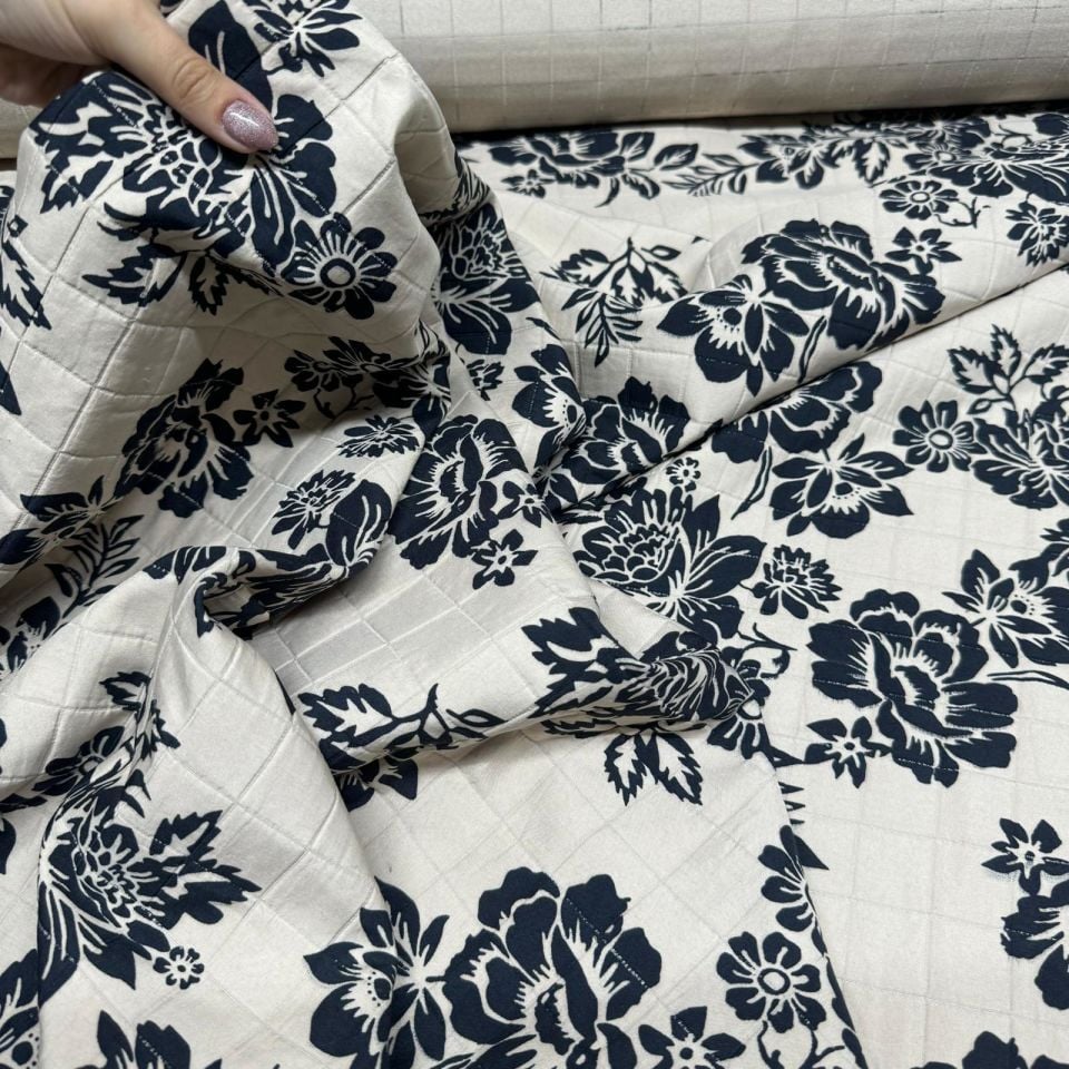 Kapitone Kumaş Çift En Bej Renk Çiçek Desenli